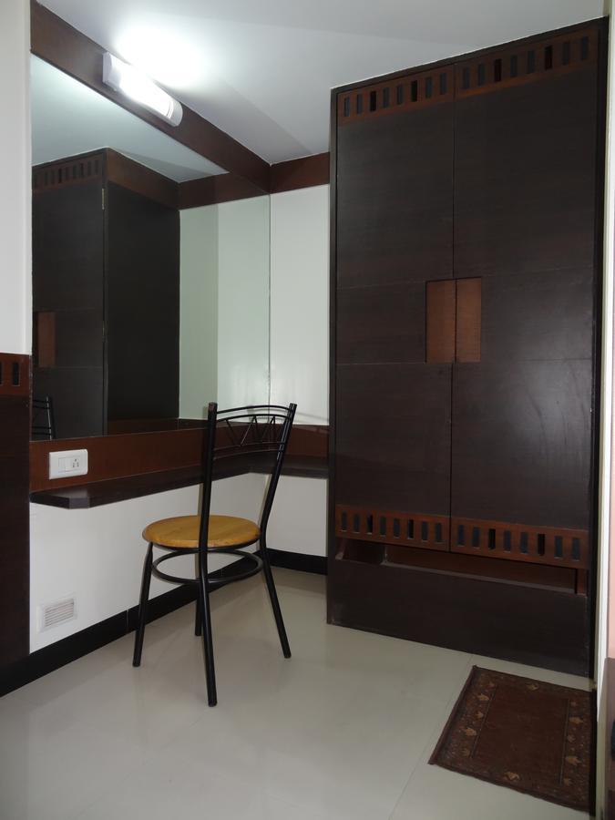 Hotel Ayodhya Kolhapur Zewnętrze zdjęcie