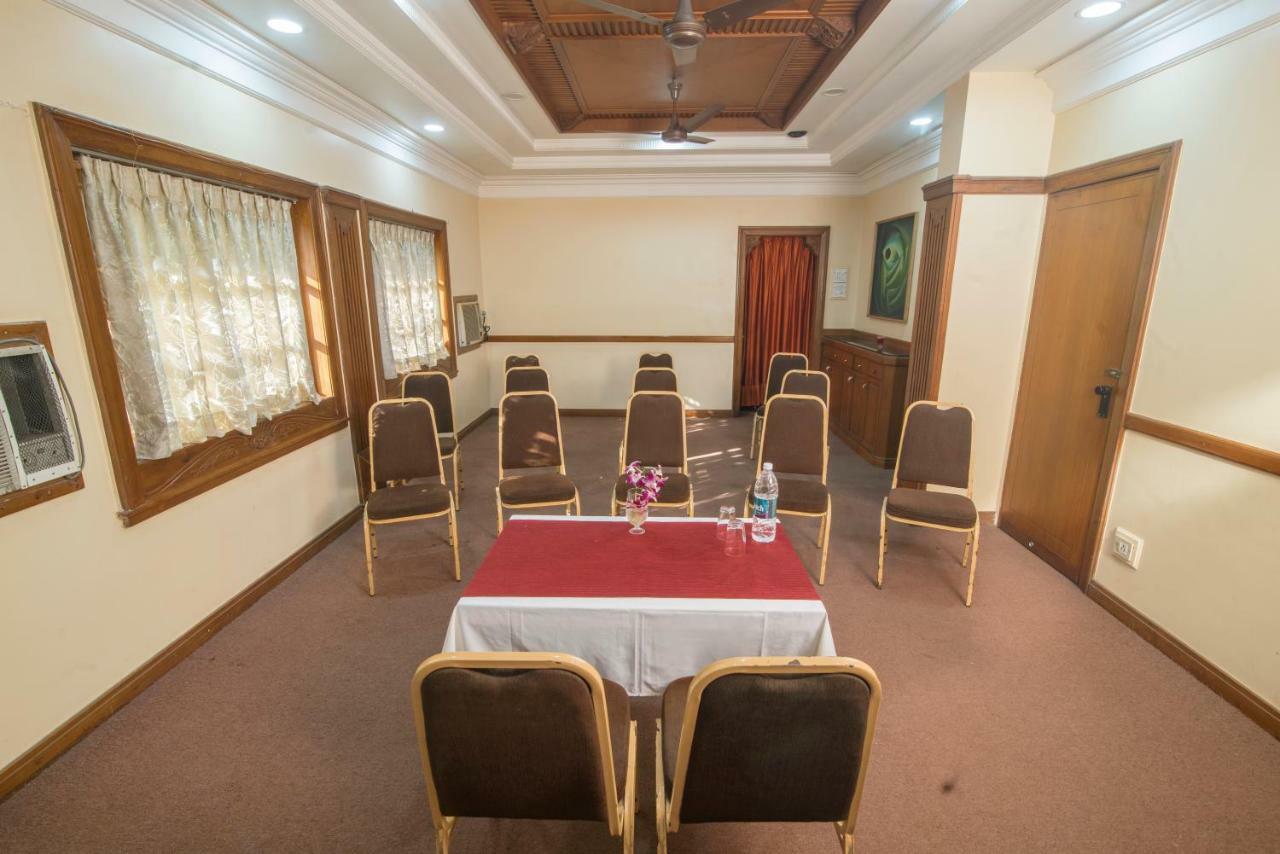 Hotel Ayodhya Kolhapur Zewnętrze zdjęcie